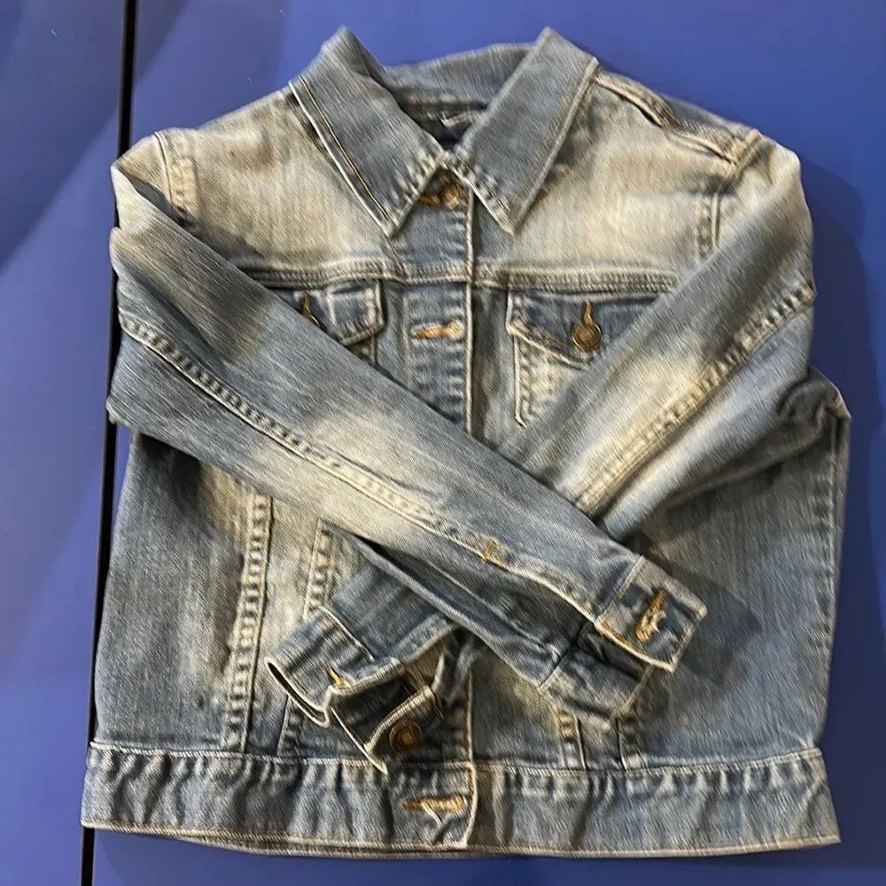 Forever 21 Light Blue Denim Jean Jacket